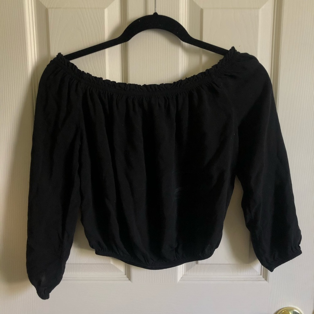 Brandy Melville off-the-shoulder shirt